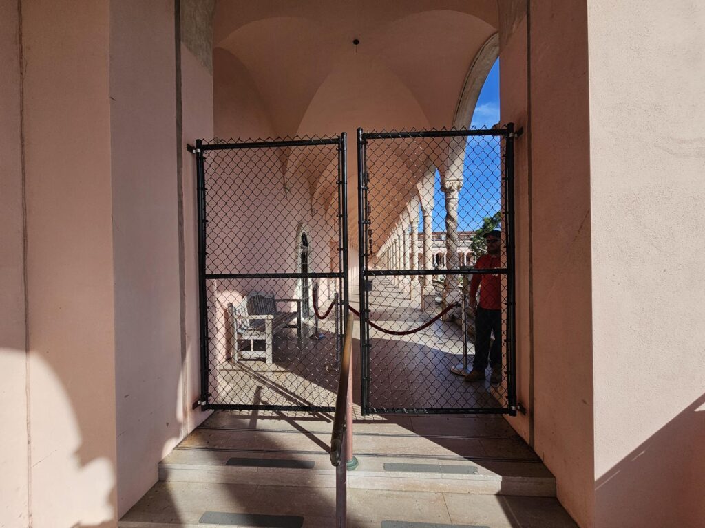 8' H Black Chain Link - Photo 1