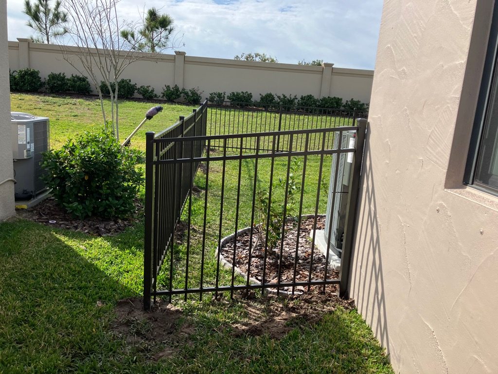 4' H Bronze Aluminum 3-Rail - Photo 1