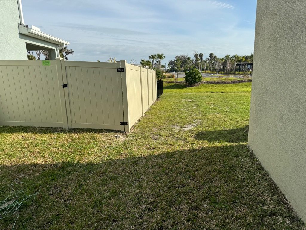 6' H Tan PVC Privacy & 4' H Black Aluminum 3-Rail - Photo 1