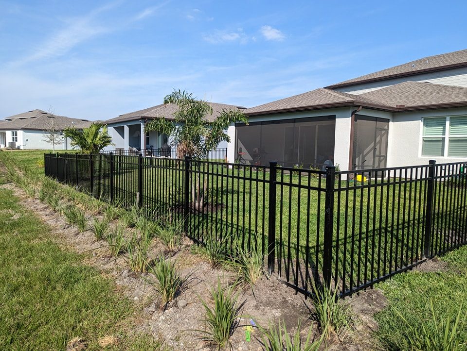 4' Black Aluminum 3-Rail - Photo 1