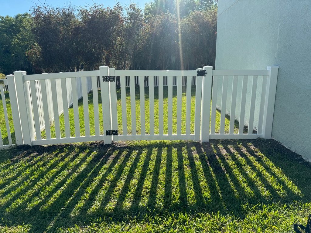 4' 3-Rail + Picket - Thumbnail 2