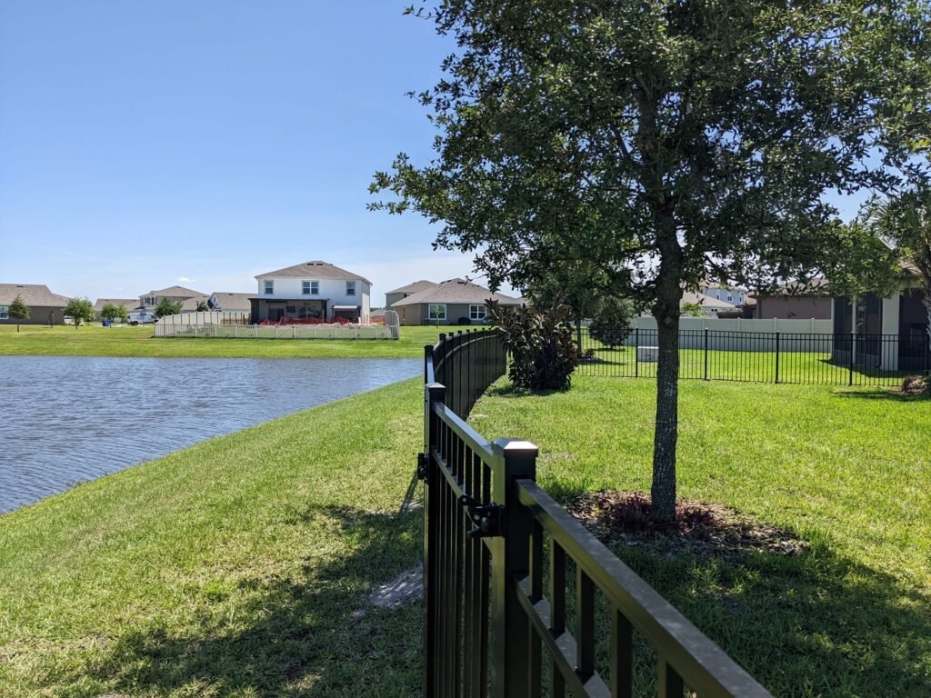 4.5' H Black Aluminum 3-Rail - Photo 1