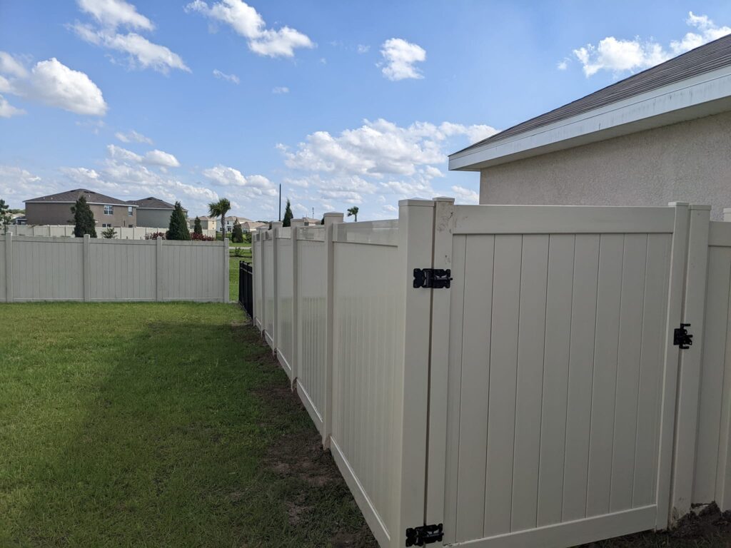 6' H Tan PVC Privacy & 4' H Black Aluminum 3-Rail - Photo 1