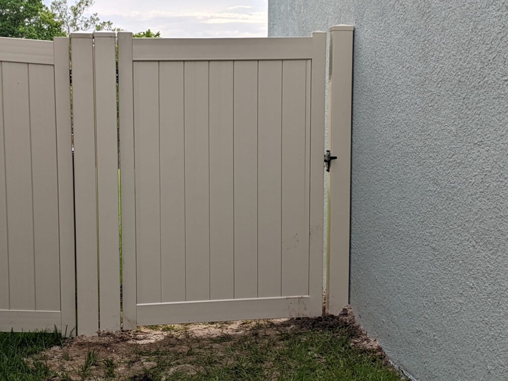 6' H Tan PVC Privacy & 4' H Black Aluminum 3-Rail - Photo 1