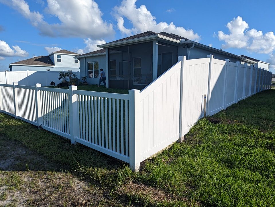 6' H White PVC Privacy & 4' H White PVC Picket - Photo 1
