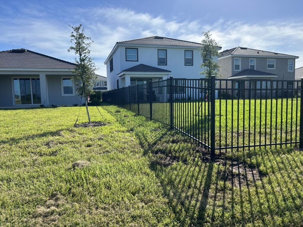 4' H Black Aluminum 3-Rail - Photo 1