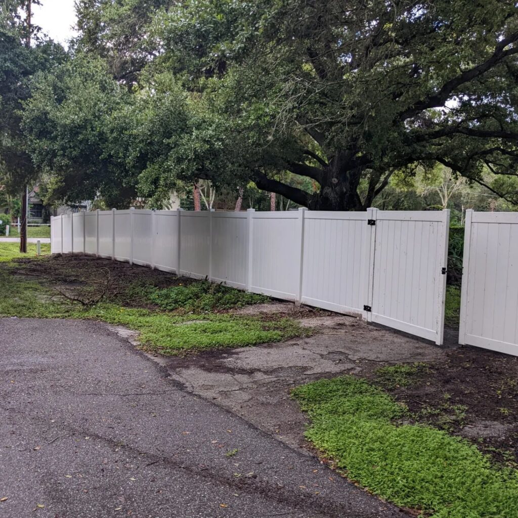 6' H White PVC Privacy - Photo 1