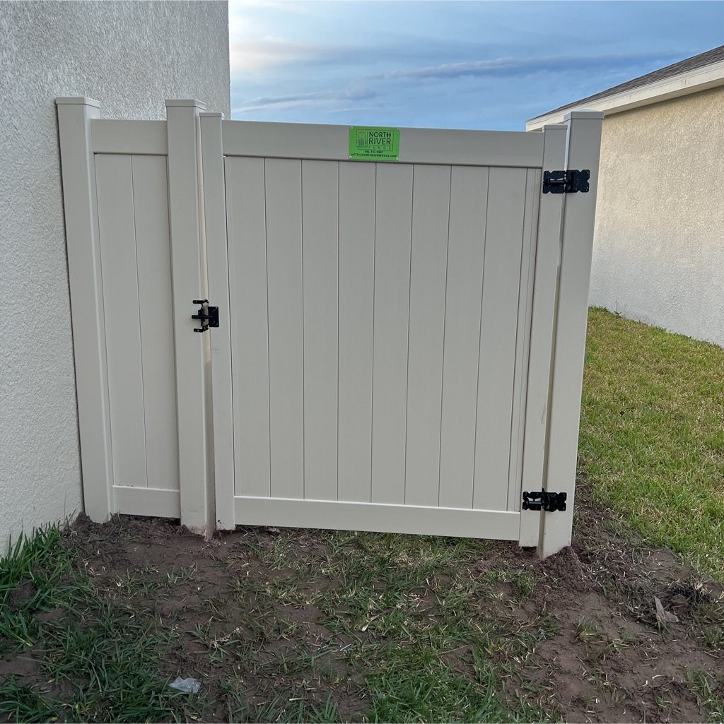 6' H Tan PVC Privacy & 4' H Black Aluminum 3-Rail - Photo 1