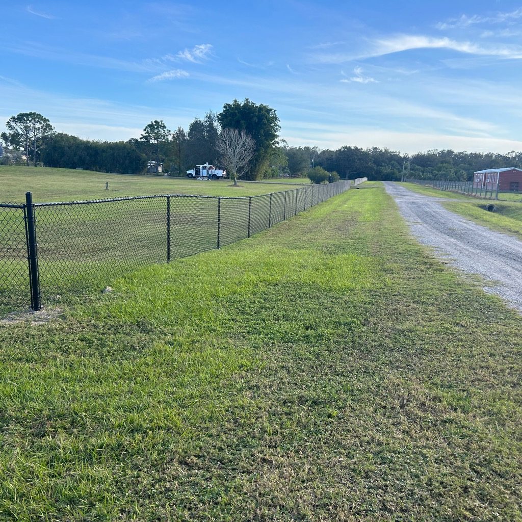 4' & 6' Fence + Privacy - Photo 1