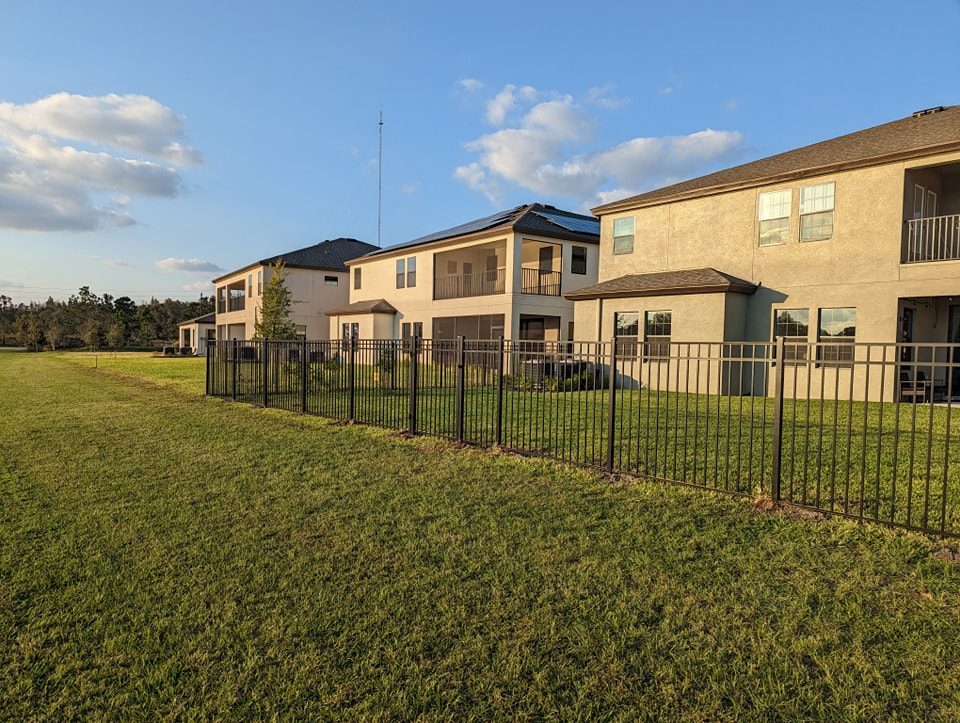 5' H Black Aluminum 3-Rail - Photo 1